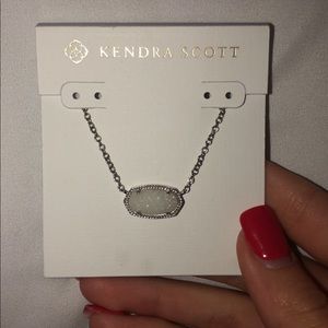 KENDRA SCOTT Elisa sliver pendant necklace